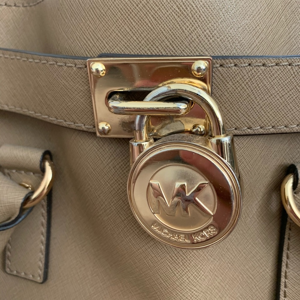 Michael Kors Hamilton Saffiano Leather Medium Satchel - Picture 7 of 8